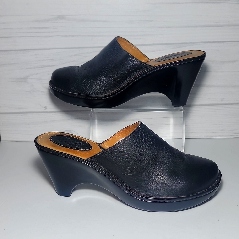 Born wedge clog mule slip on shoes